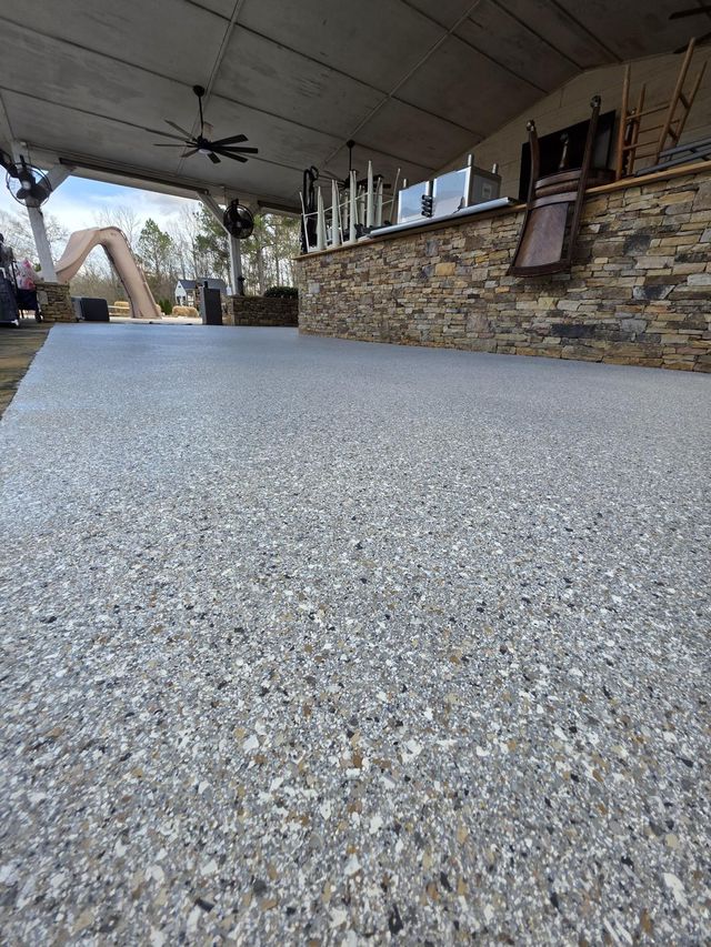 Covered patio, flake: flake system floor, outdoor