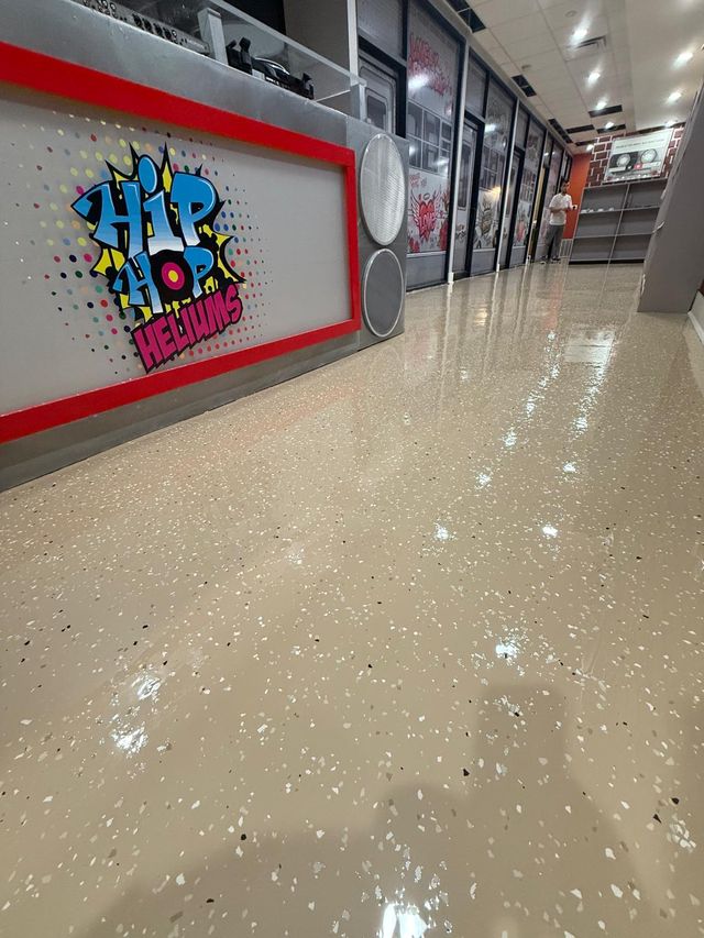 Tan flake, restaurant: flake system floor, commercial