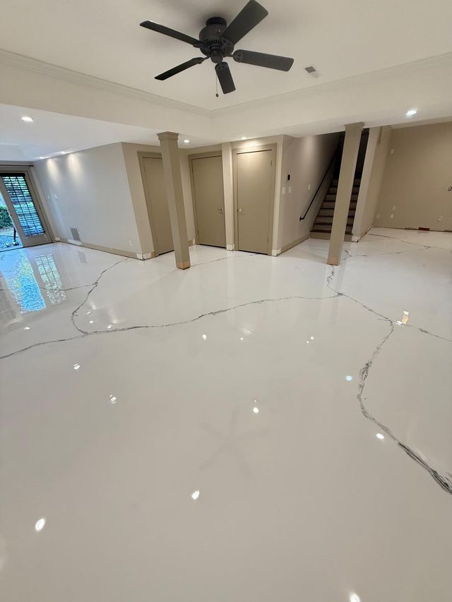 White metallic with dark veins, basement: metallic epoxy floor, basement